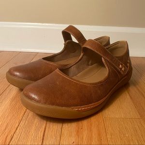 Clarks Mary Janes